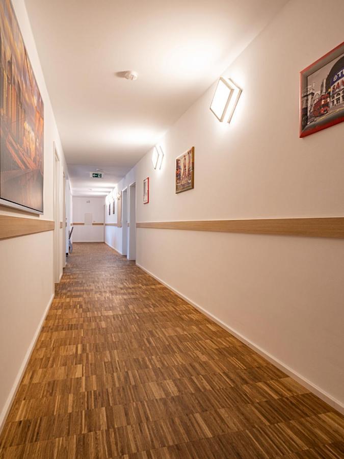 Pension Zum Bergmann Bohlen  Екстериор снимка